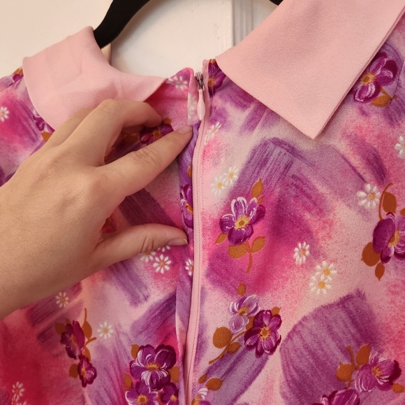 🫧70's Pink Peplum Blouse🫧 - Picture 5 of 5